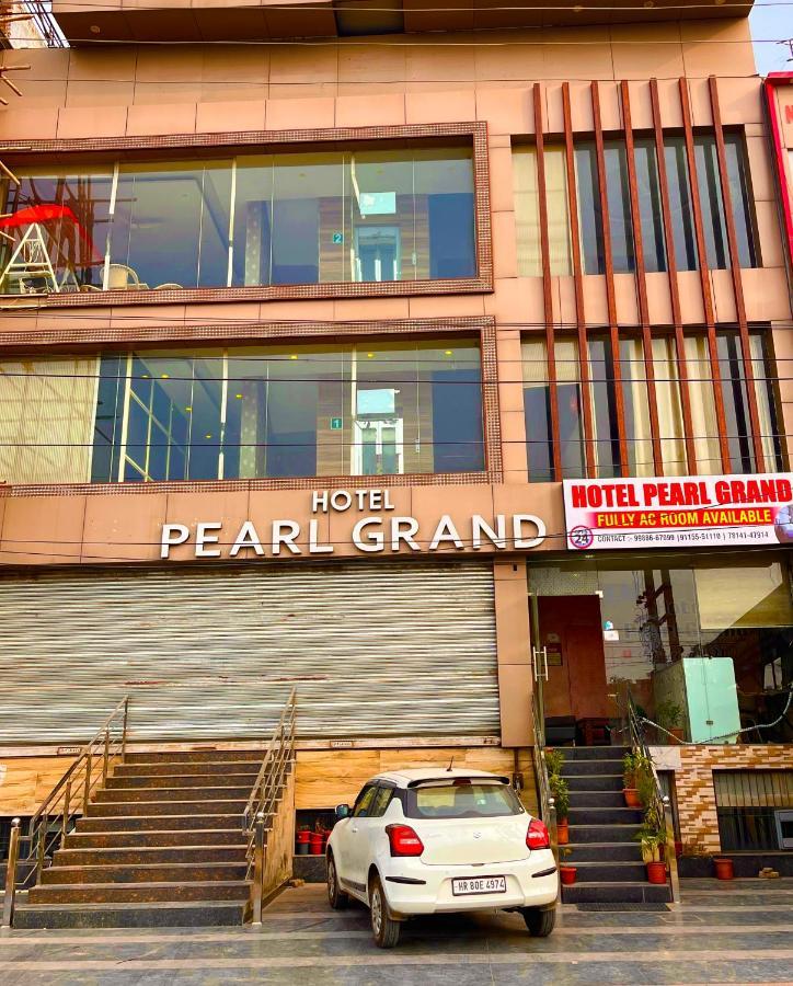 Hotel The Pearl Grand, Top Rated & Most Awarded Property In Chandigarh Zirakpur Zewnętrze zdjęcie